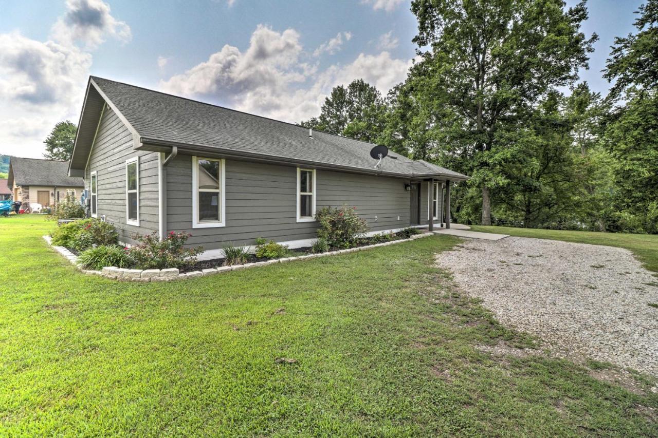 Mountain Home Cottage With Deck On White River! Gassville Экстерьер фото