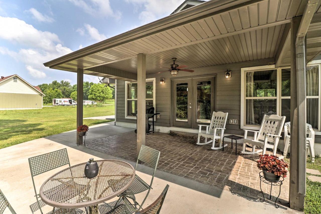 Mountain Home Cottage With Deck On White River! Gassville Экстерьер фото